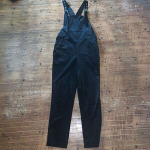 Frnch Paris black velvet L normcore bib overalls